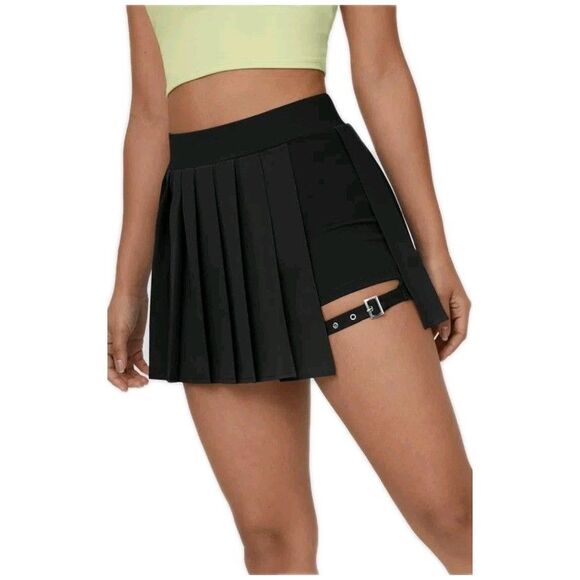 Halara Pants - Halara Breezeful High Waisted Pleated 2-in-1 Pocket Adjustable Buckle Skirt L